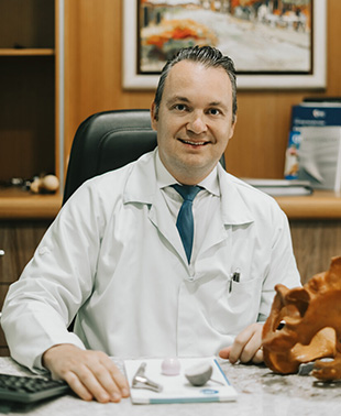 Dr. Carlos Henrique Pfiffer